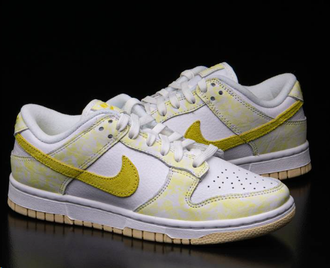 Nike Dunk Low OG WMNS Yellow Strike: A Bright Change